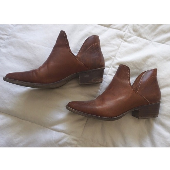 Steve madden austin cutout leather booties Clearance